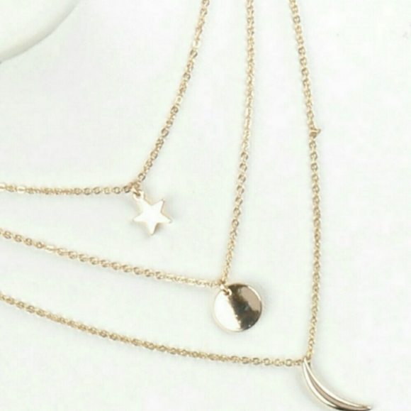 5 Beautiful Necklaces - Picture 9 of 13